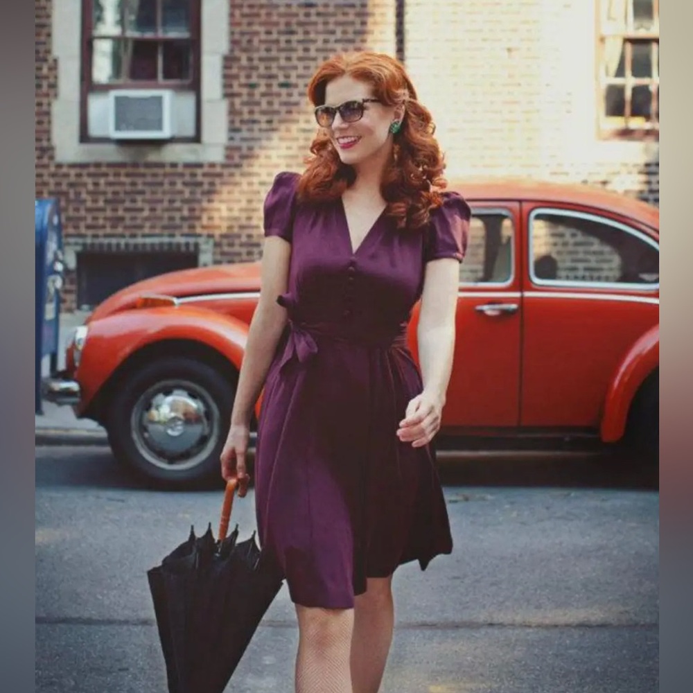 Vintage Betsy Johnson burgundy dress